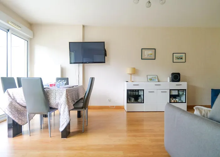 Face Village Vendee Globe - 6 Personnes * 莱萨布勒-多洛讷